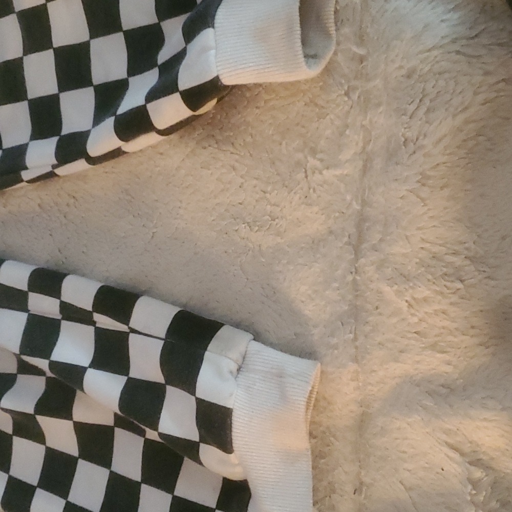Sweats - Picture 2 of 4
